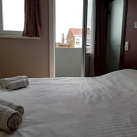 Logies Het Maantje De Panne