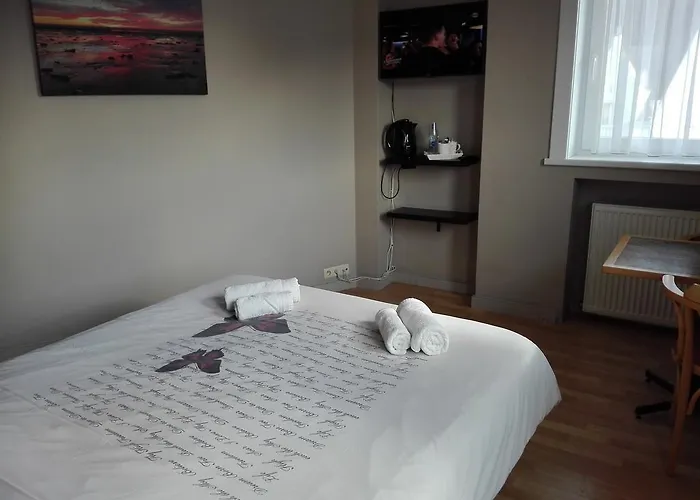 Logies Het Maantje Guest house